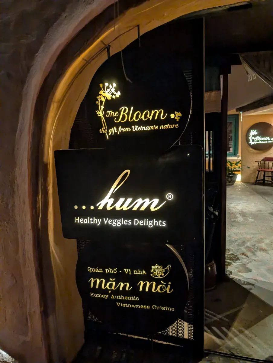 Mặn Mòi, Thảo Điền